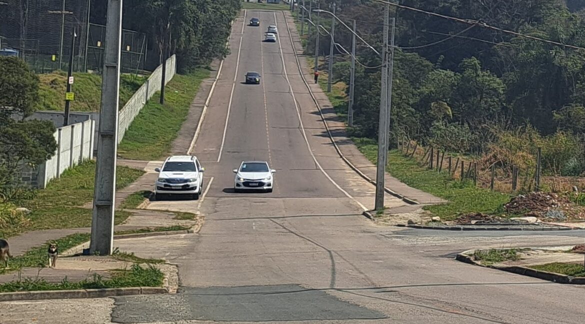 Rua Ludovico Raquel Vista sentido S Gabriel